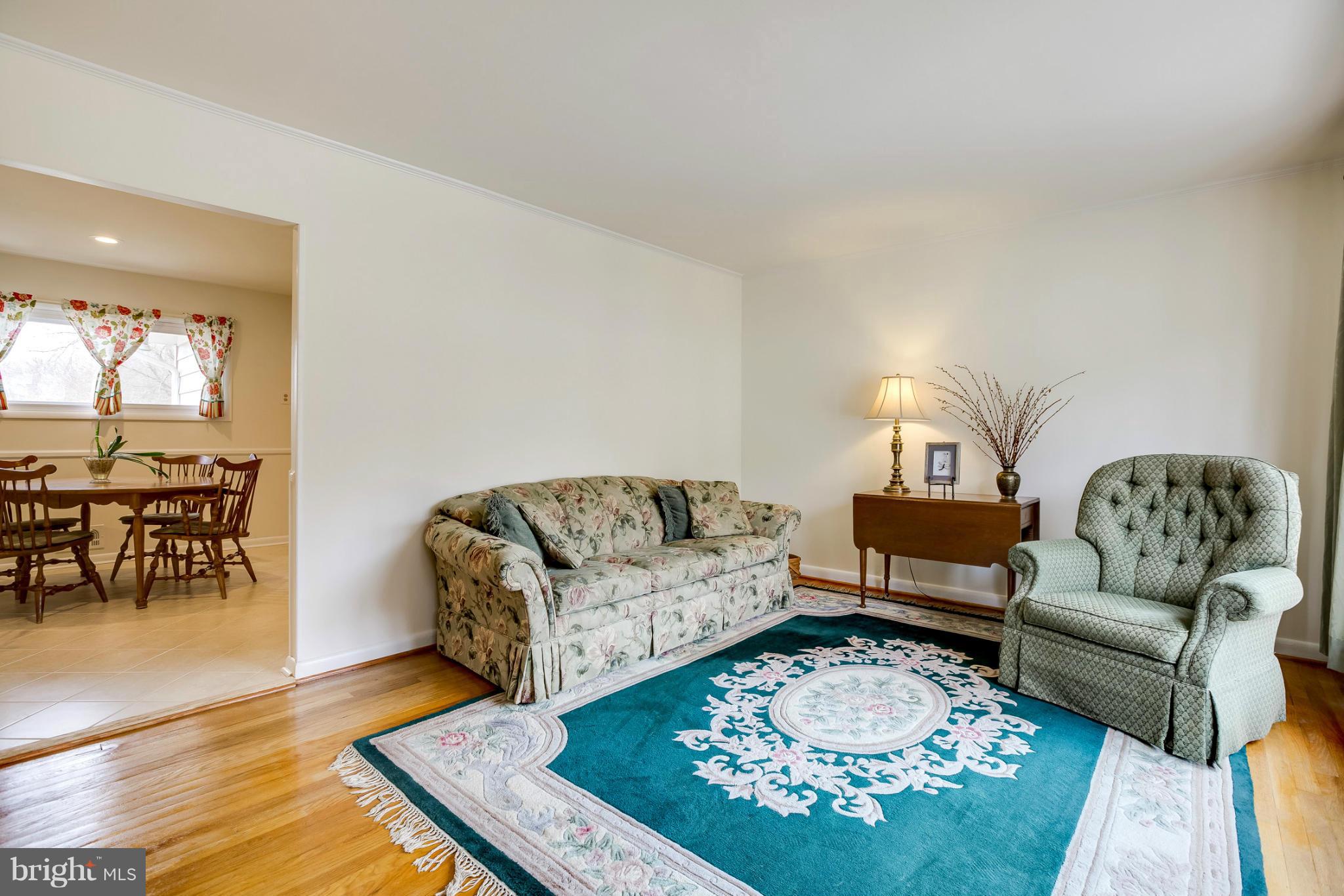 1253 Roundtop Road Odenton, MD 21113 - Photo 2 of 30 Living Room