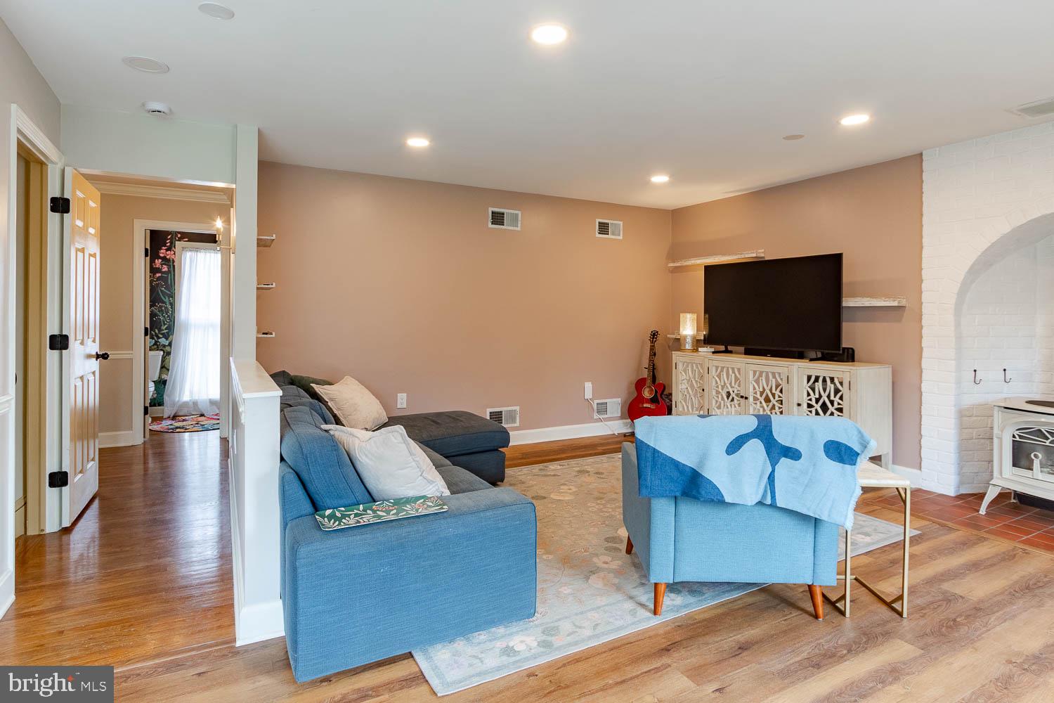 115 Heiskel Drive Port Matilda, PA 16870 - Photo 28 of 66 Inviting living space with warm tones.