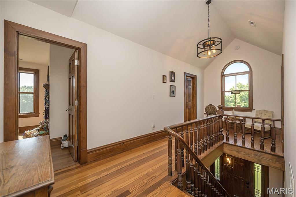 4241 Alt Road Pacific, MO 63069 - Photo 23 of 34