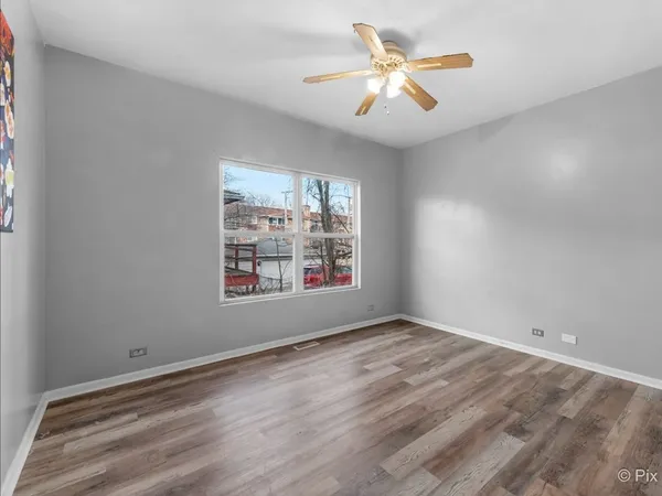 $2,895 | 4909 Spencer Avenue, Unit A, Lisle, IL 60532