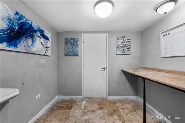 $2,895 | 4909 Spencer Avenue, Unit A, Lisle, IL 60532