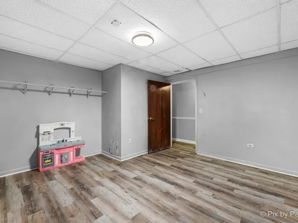 $2,895 | 4909 Spencer Avenue, Unit A, Lisle, IL 60532