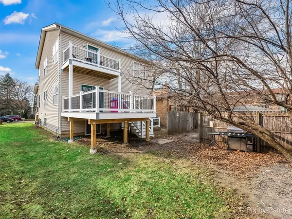 $2,895 | 4909 Spencer Avenue, Unit A, Lisle, IL 60532
