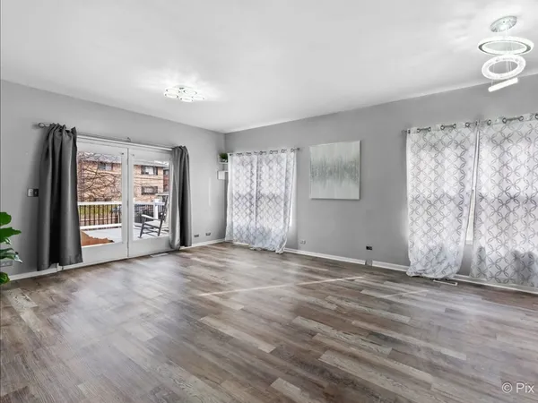$2,895 | 4909 Spencer Avenue, Unit A, Lisle, IL 60532