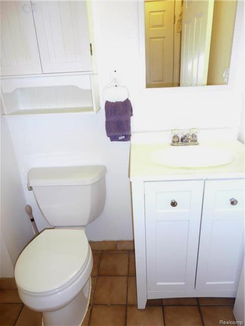 14705 Moran Road Allen Park, MI 48101 - Photo 10 of 15 half bath.jpg