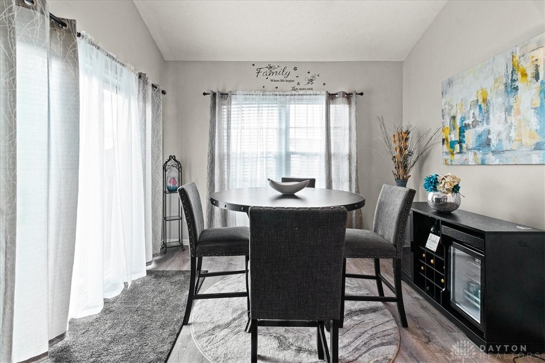 2063 Matt Way Riverside, OH 45424 - Photo 13 of 37 Dining