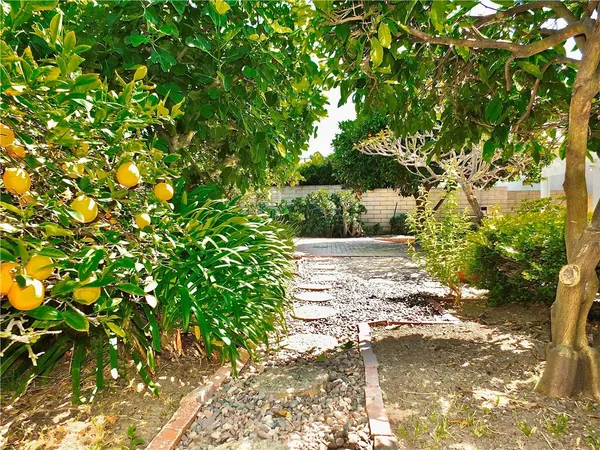 $1,430,000 | 6317 East Eliot Street, Long Beach, CA 90803