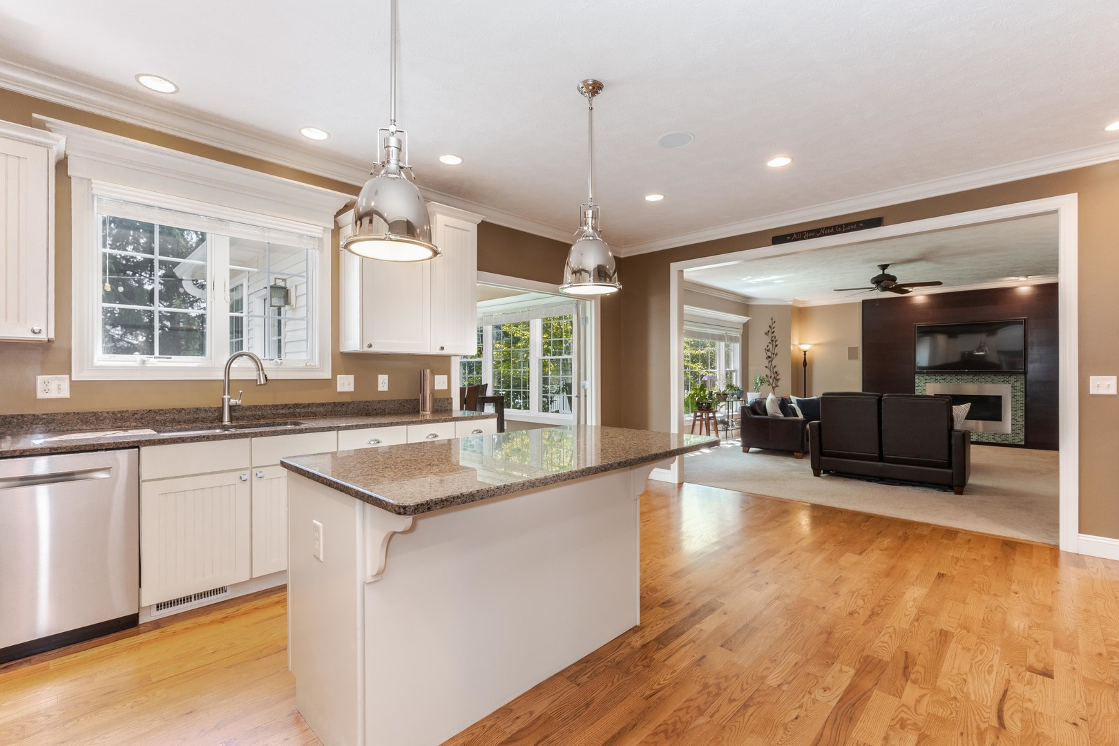 15 Strawberry Road Bloomington, IL 61704 - Photo 13 of 64 Gallery Image 13