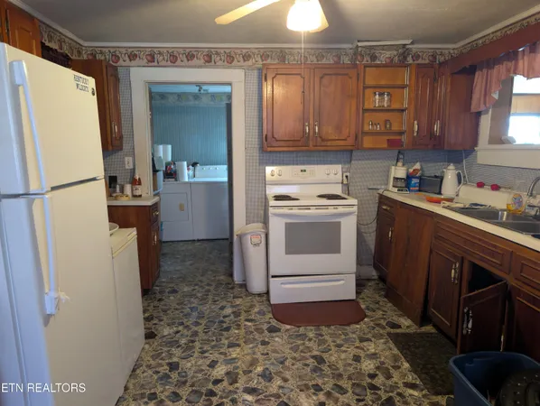 $68,000 | 1720 Exeter Avenue, Middlesboro, KY 40965