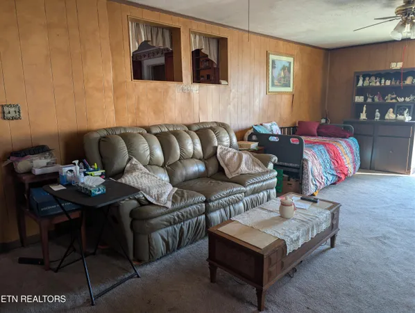 $68,000 | 1720 Exeter Avenue, Middlesboro, KY 40965