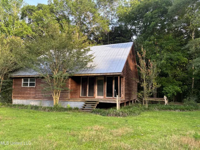 $198,900 | 594 Homer Ladner Road, Poplarville, MS 39470