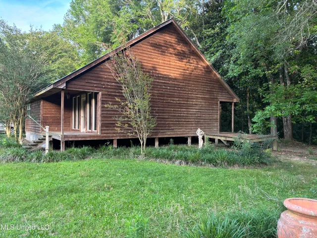 $198,900 | 594 Homer Ladner Road, Poplarville, MS 39470