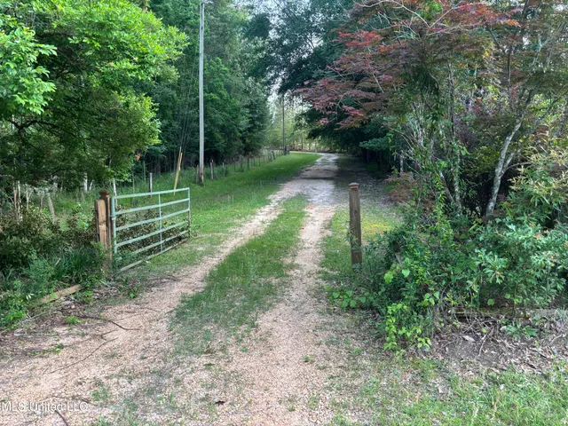 $198,900 | 594 Homer Ladner Road, Poplarville, MS 39470