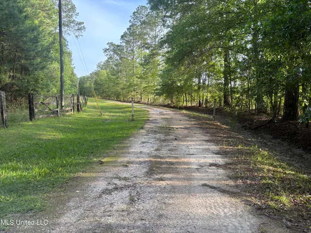 $198,900 | 594 Homer Ladner Road, Poplarville, MS 39470