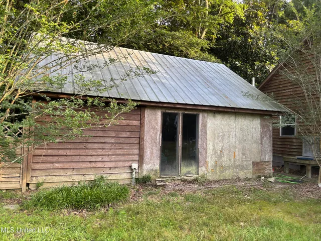 $198,900 | 594 Homer Ladner Road, Poplarville, MS 39470