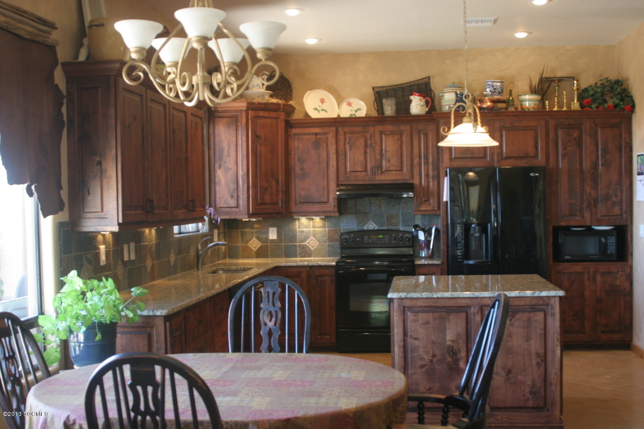 1483 Gale Lane Rio Rico, AZ 85648 - Photo 12 of 47