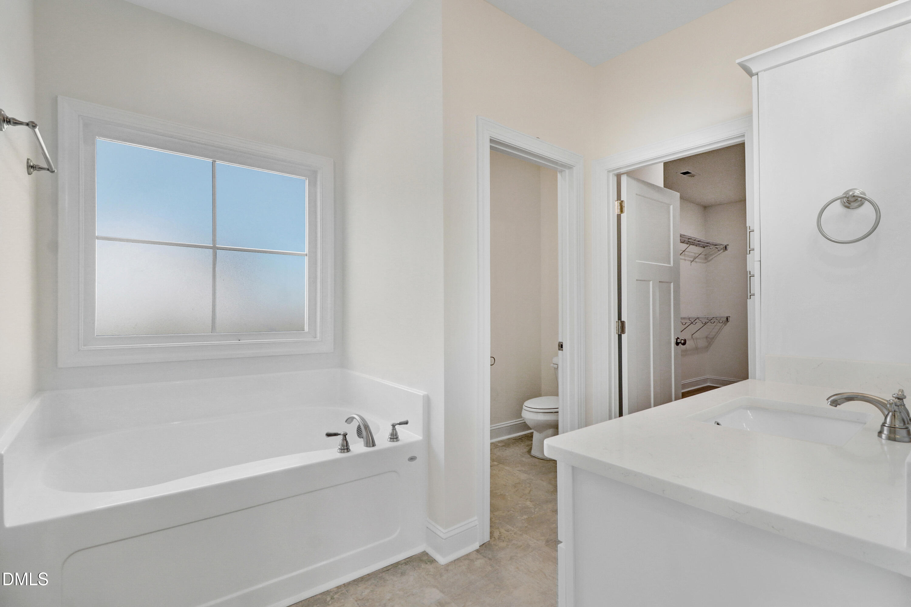 110 Rae Drive Pikeville, NC 27863 - Photo 22 of 35 a bathroom with a bathtub and a sink
