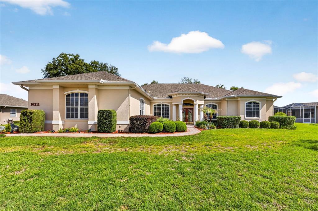 10211 Ridge Top Loop Weeki Wachee, FL 34613 - Photo 3 of 76