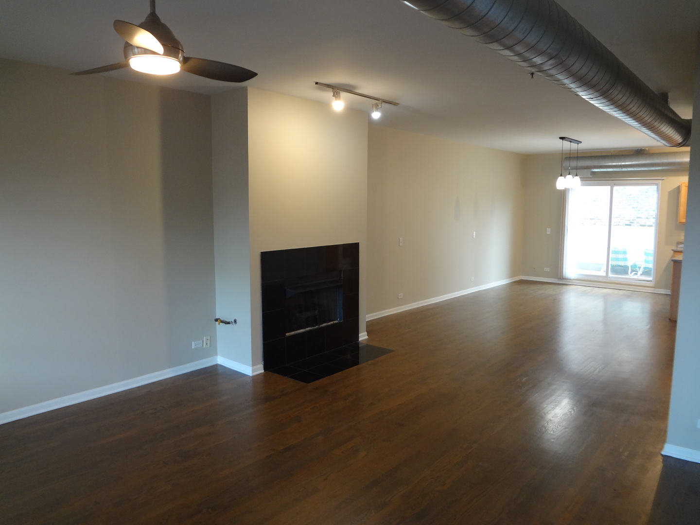 1834 Ridge Avenue, Unit 137 Evanston, IL 60201 - Photo 4 of 19
