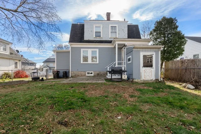 a view of a yard in front of a house