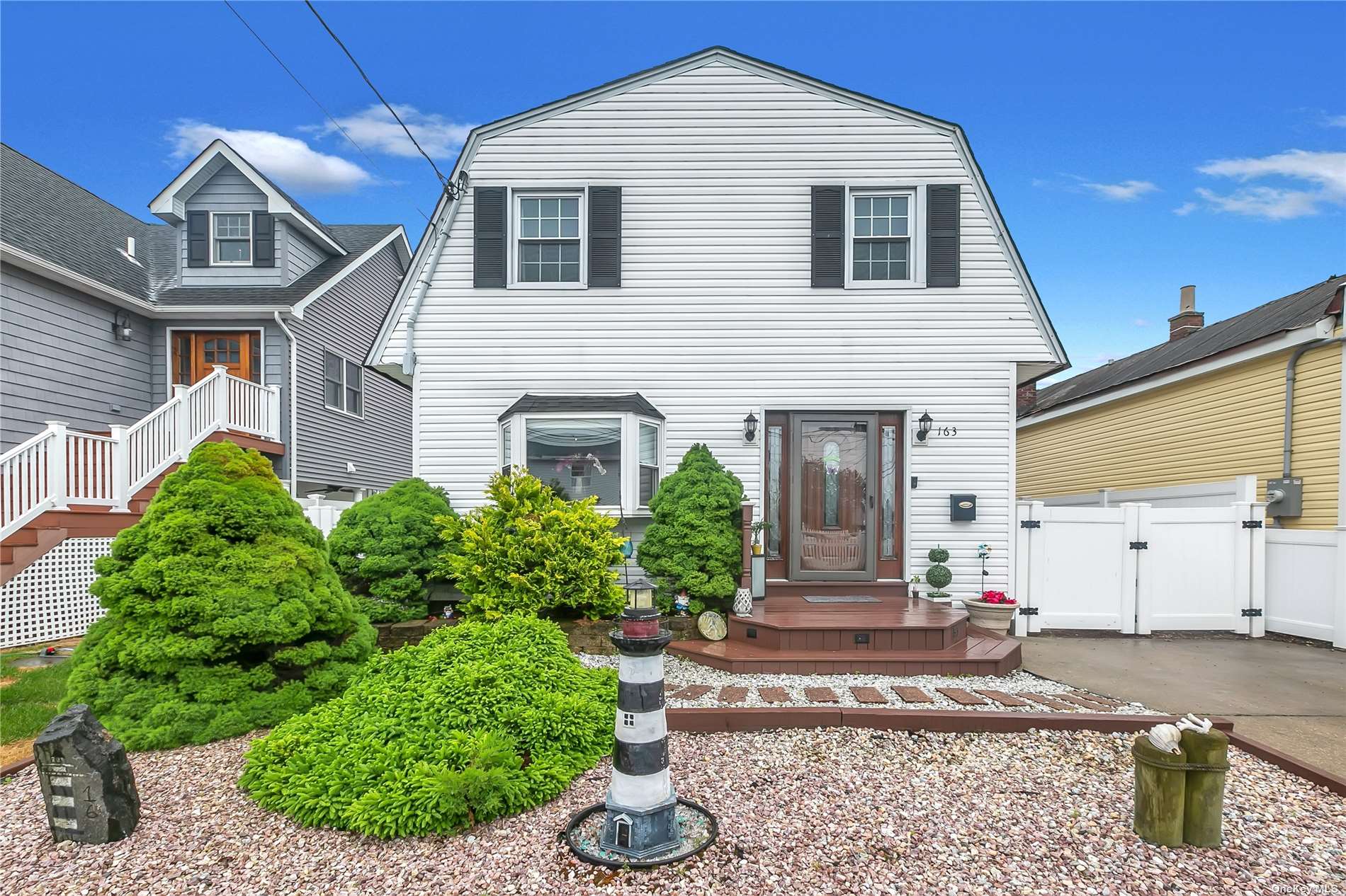 163 East Santa Barbara Road Lindenhurst, NY 11757 - Photo 1 of 1 Gallery Image 1