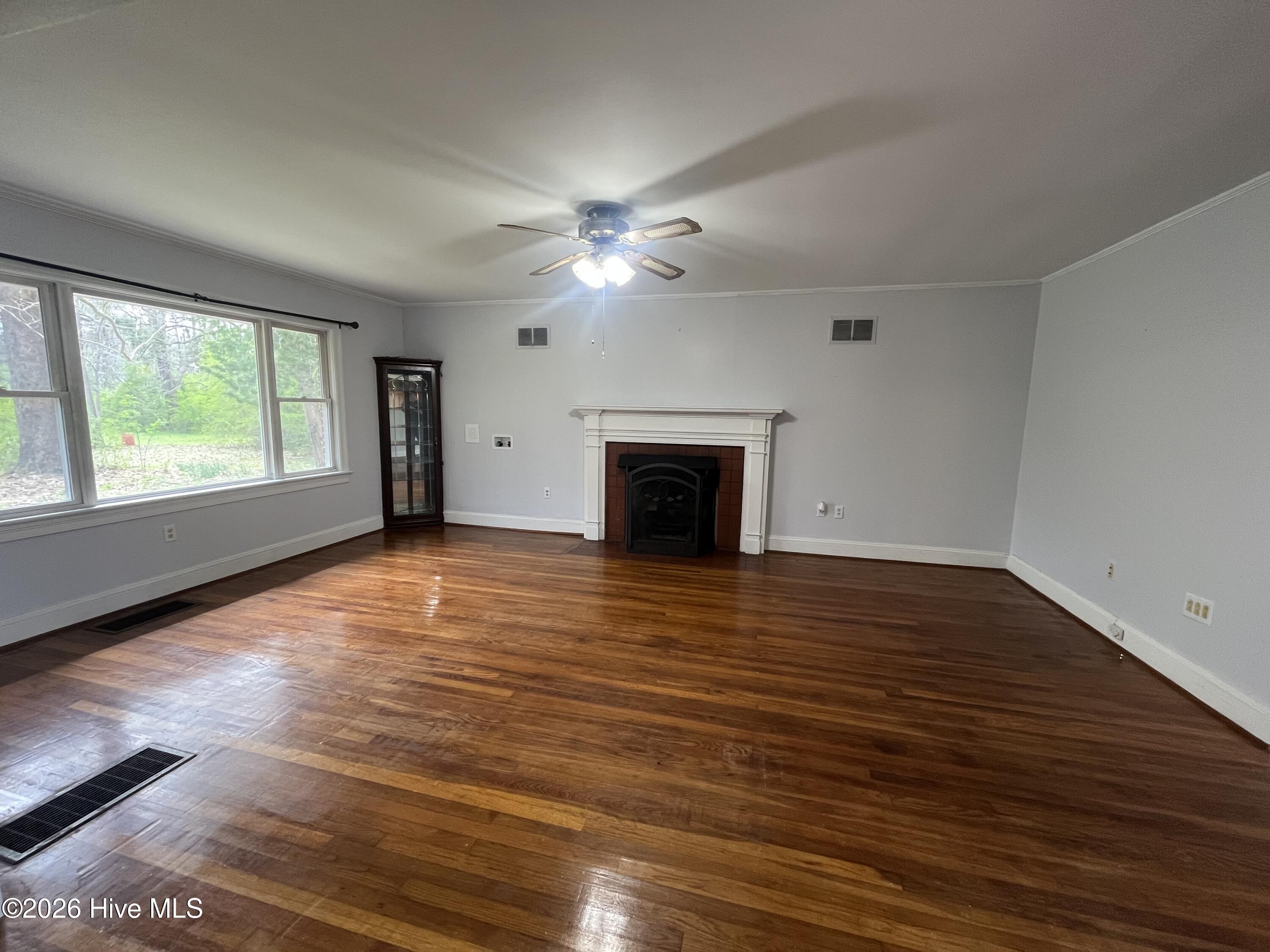 720 Main Street Bayboro, NC 28515 - Photo 12 of 35 LV