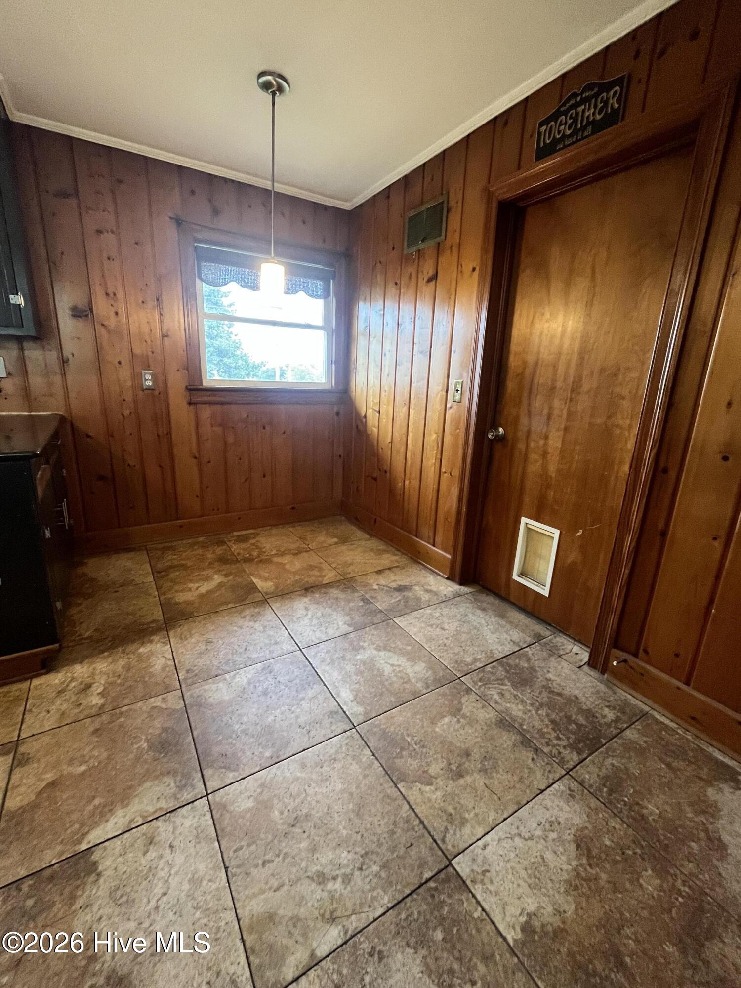 720 Main Street Bayboro, NC 28515 - Photo 20 of 35 Breakfast Nook