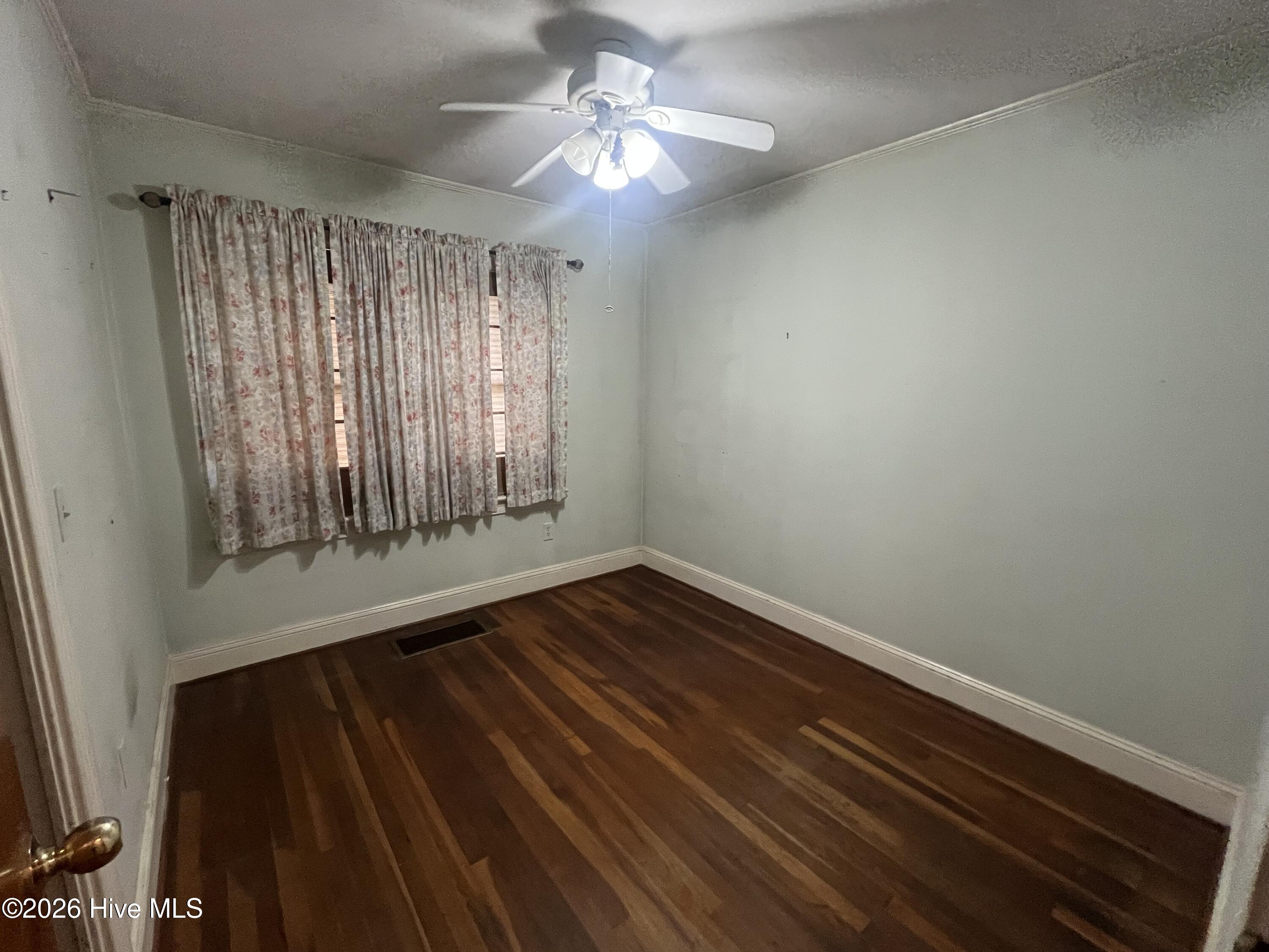 720 Main Street Bayboro, NC 28515 - Photo 24 of 35 Bedroom 2