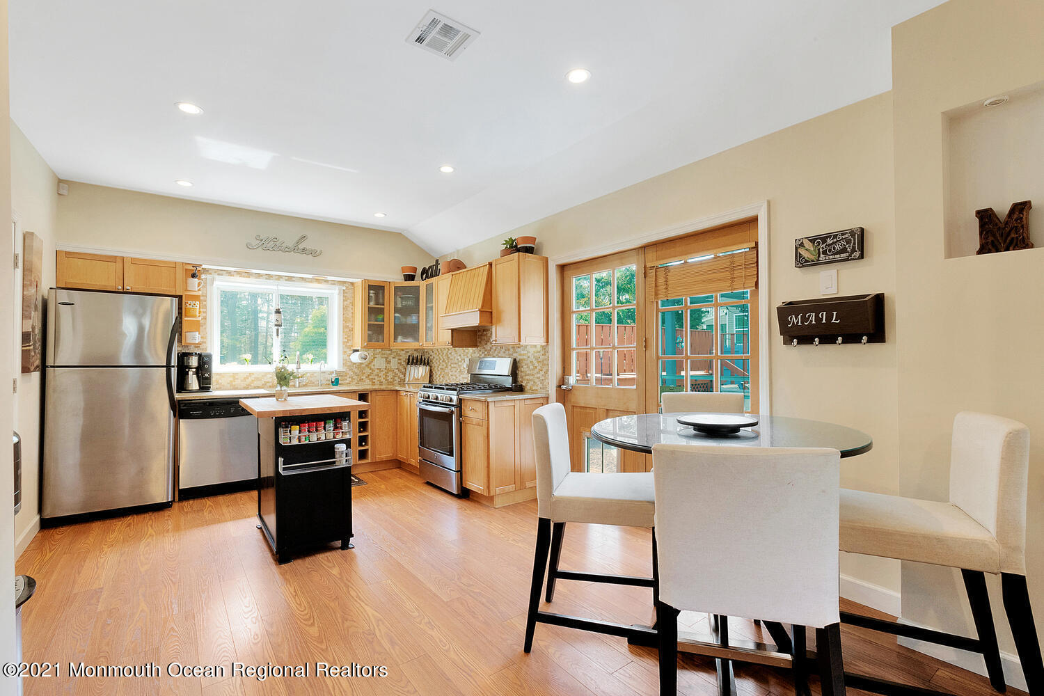 859 Patterson Road Jackson, NJ 08527 - Photo 23 of 56 859 Patterson Rd Jackson-large-022-040-K
