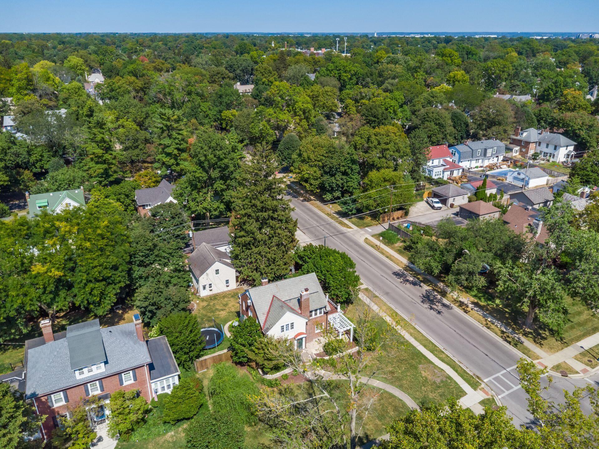 2424 Sherwood Road Bexley, OH 43209 - Photo 74 of 92 Drone