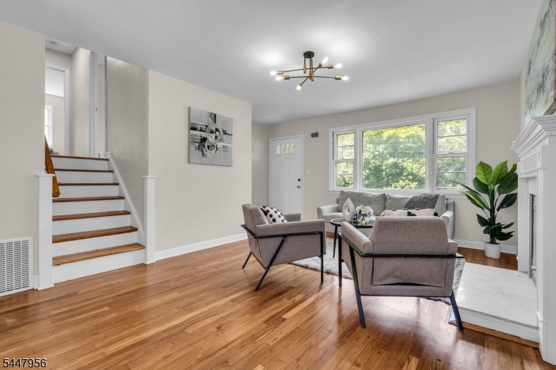 757 River Road Rahway, NJ 07065 - Photo 3 of 27