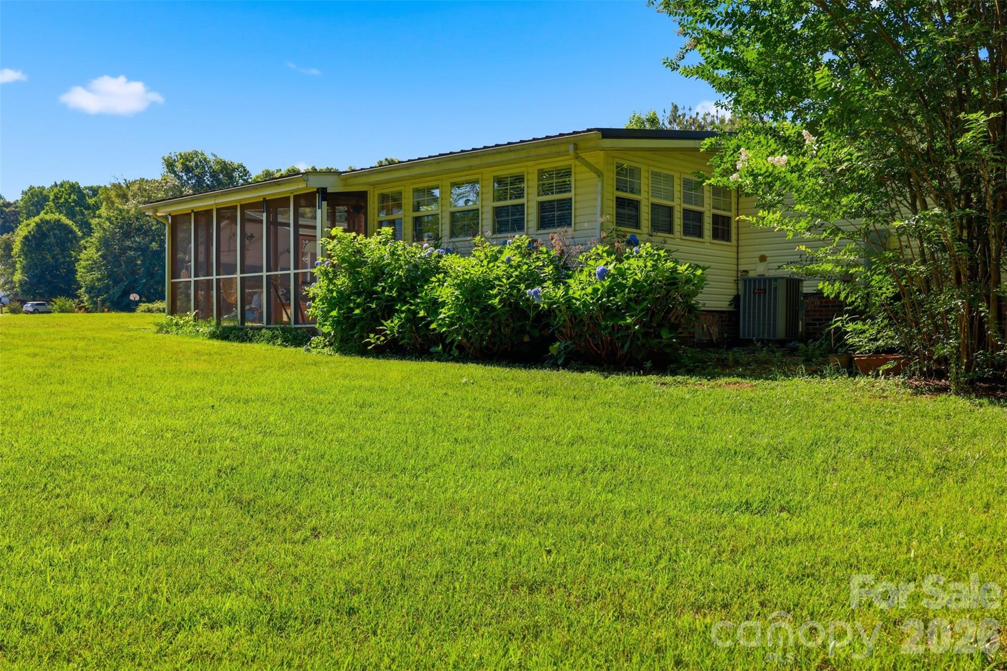 1604 Sugarfarm Road Catawba, NC 28609 - Photo 10 of 43
