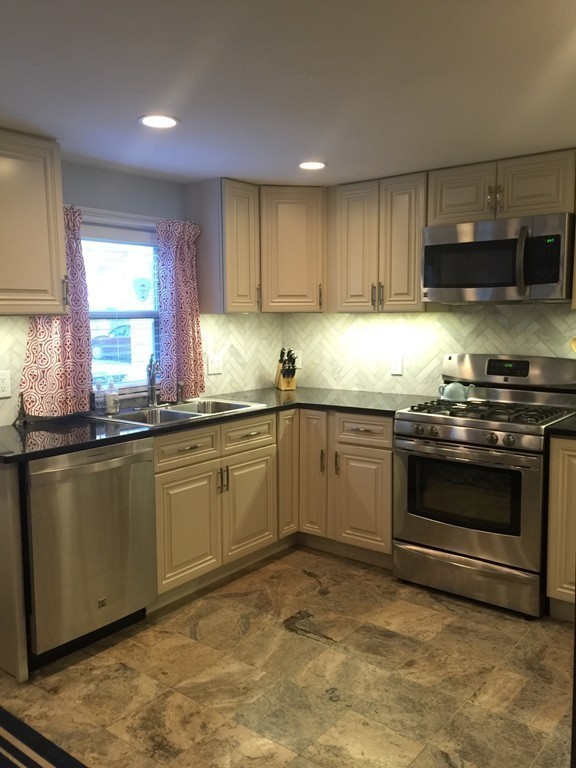 18 Goldsmith Street Boston, MA 02130 - Photo 3 of 12 Gallery Image 3