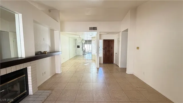 $1,850 | 6760 Quinella Drive, Las Vegas, NV 89103