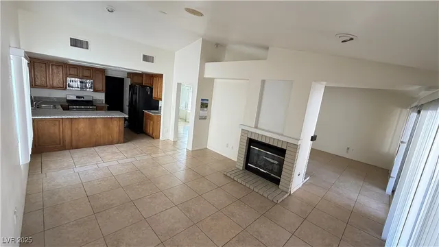 $1,850 | 6760 Quinella Drive, Las Vegas, NV 89103