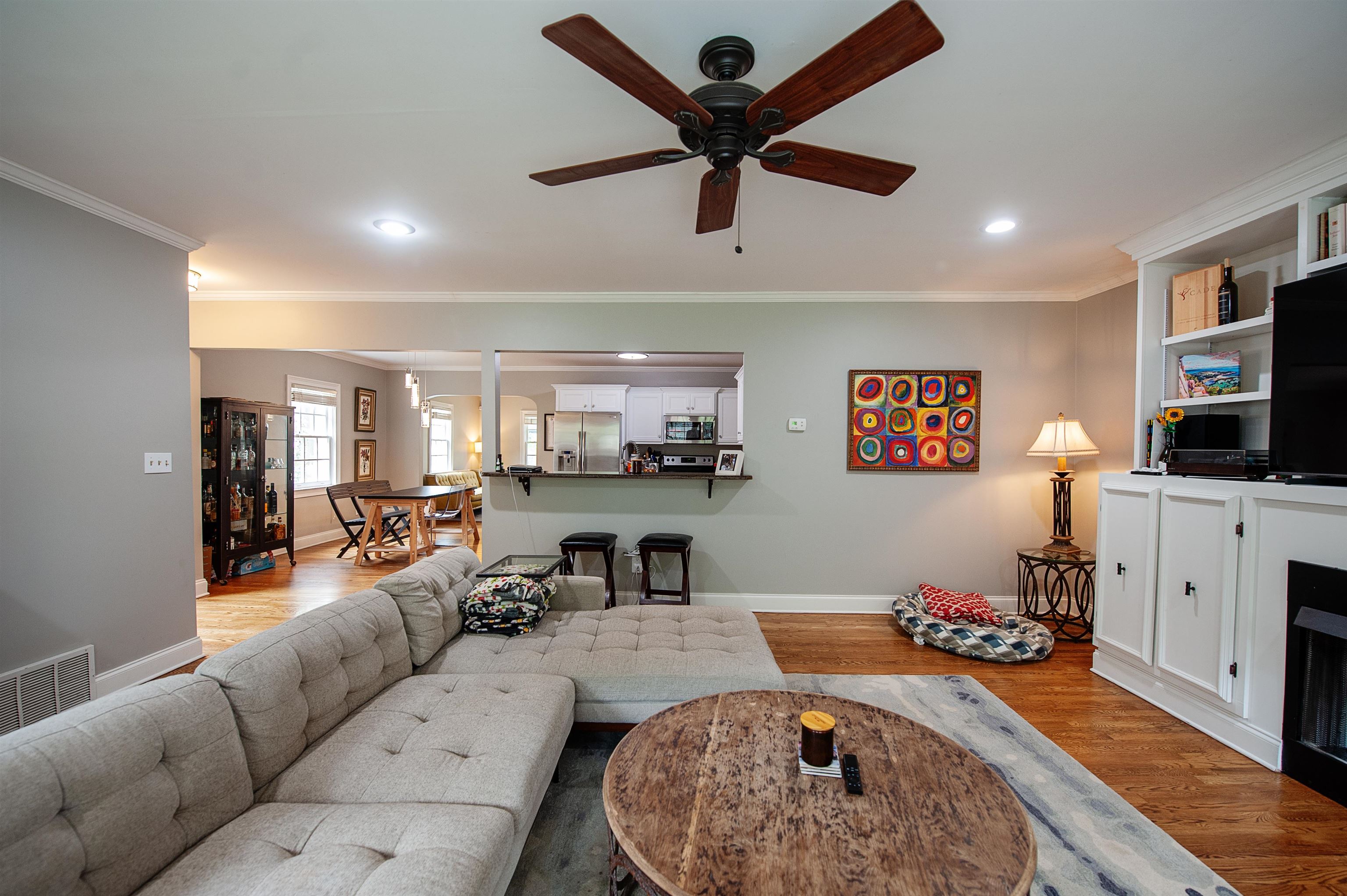 3640 Aurora Circle Memphis, TN 38111 - Photo 13 of 24 a living room with furniture and a flat screen tv