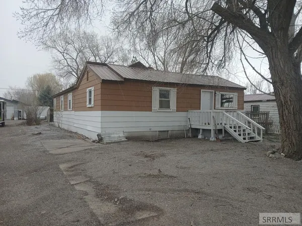 $225,000 | 683 Decoria Avenue, Arco, ID 83213