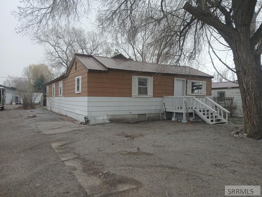 683 Decoria Avenue Arco, ID 83213 - Photo 1 of 23 Main View