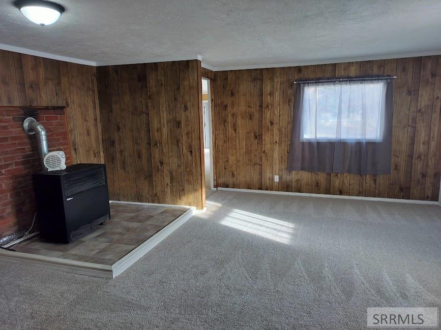683 Decoria Avenue Arco, ID 83213 - Photo 17 of 23 den and dining area