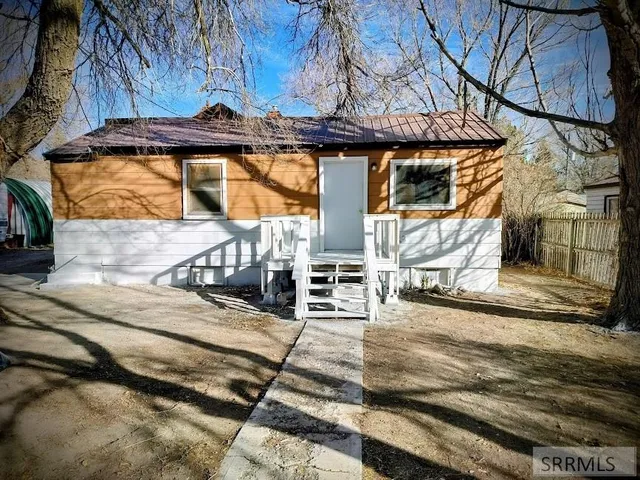 $230,000 | 683 Decoria Avenue, Arco, ID 83213