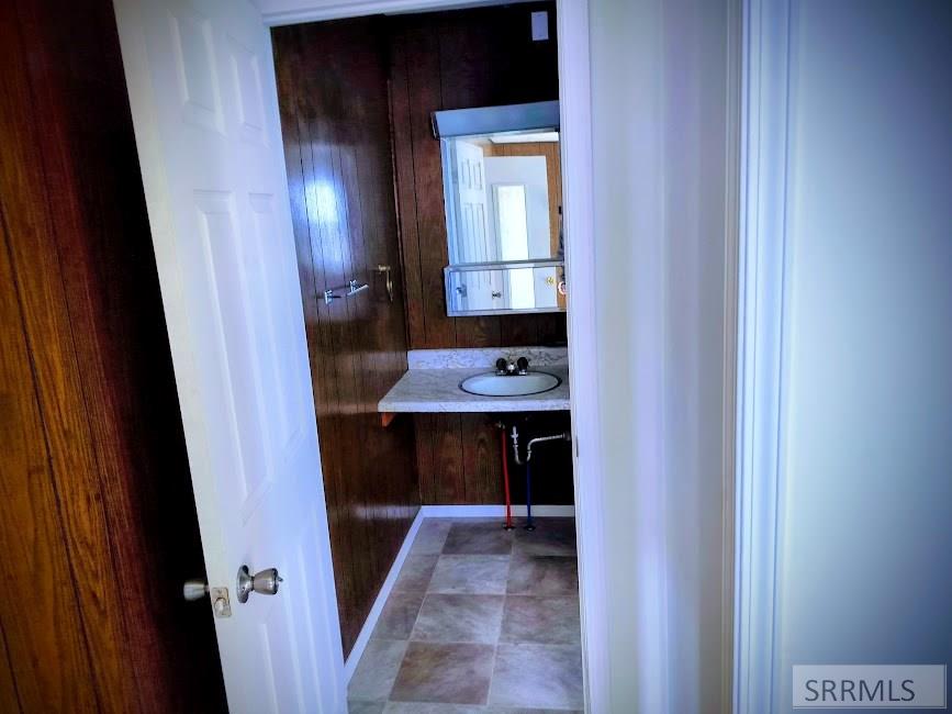 683 Decoria Avenue Arco, ID 83213 - Photo 8 of 23 MASTER BATH SINK AREA