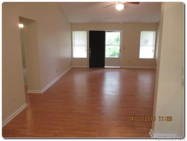187 Valleyview Road, Unit 8 Mooresville, NC 28117 - Photo 2 of 8 Gallery Image 2