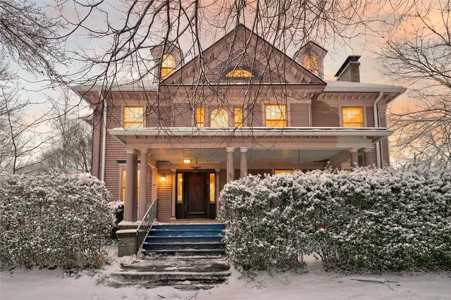 $300,000 | 2 Thayer Street, Rochester, NY 14607