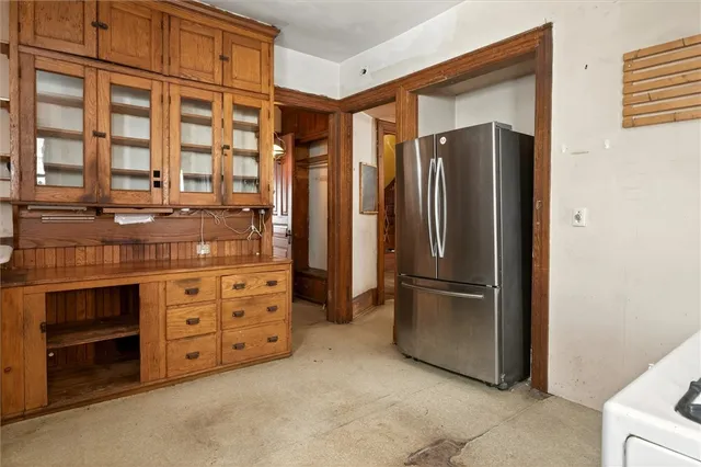 $300,000 | 2 Thayer Street, Rochester, NY 14607