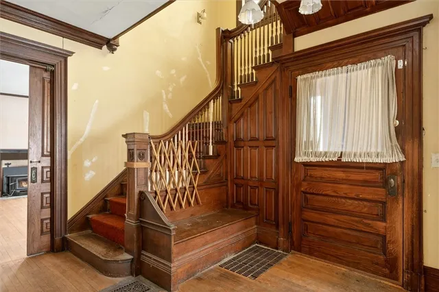 $300,000 | 2 Thayer Street, Rochester, NY 14607