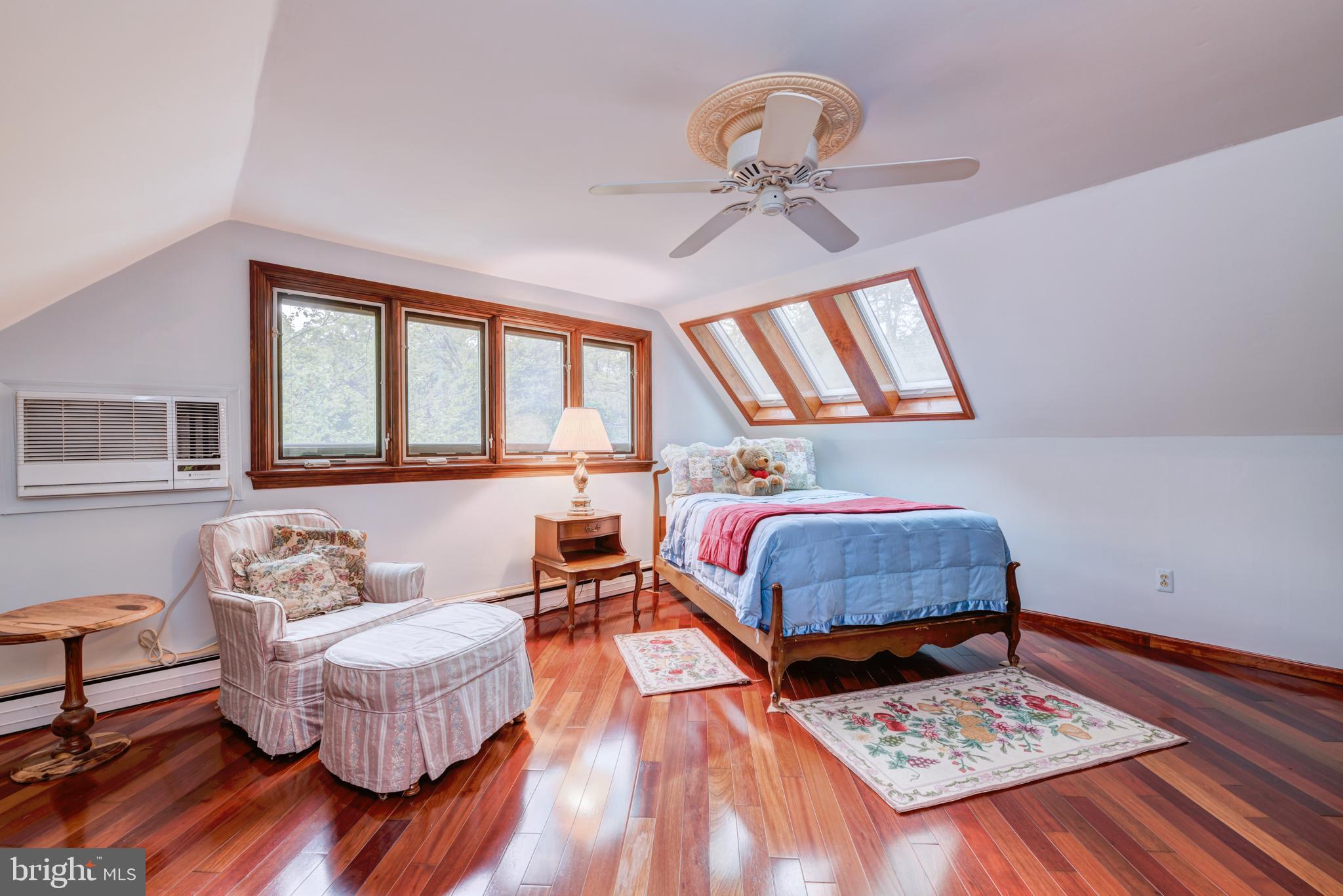 27 Terrace Road Levittown, PA 19056 - Photo 17 of 31
