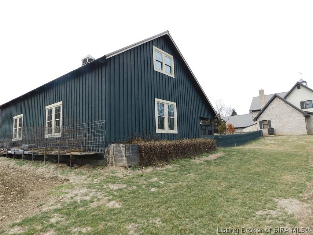 2620 West Cody Road Salem, IN 47167 - Photo 12 of 52