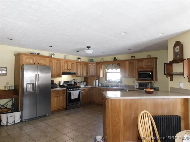 $775,000 | 2620 West Cody Road, Salem, IN 47167