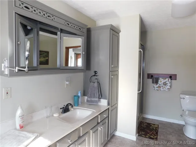 $775,000 | 2620 West Cody Road, Salem, IN 47167