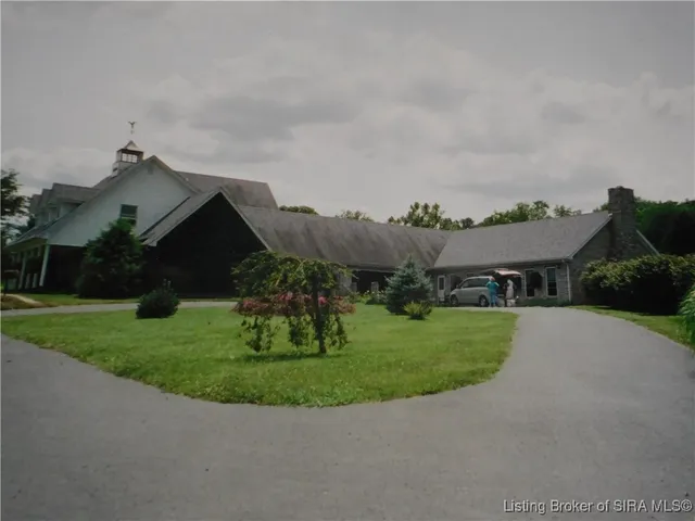 $775,000 | 2620 West Cody Road, Salem, IN 47167